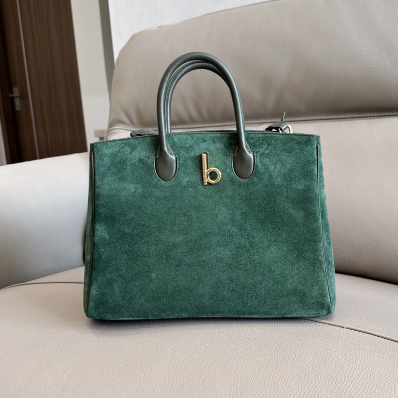 B**rry shopping bags